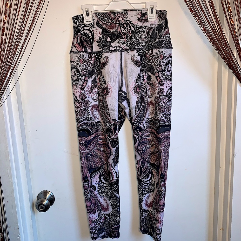 🤍Elephant Boho Athletic Leggings🤍